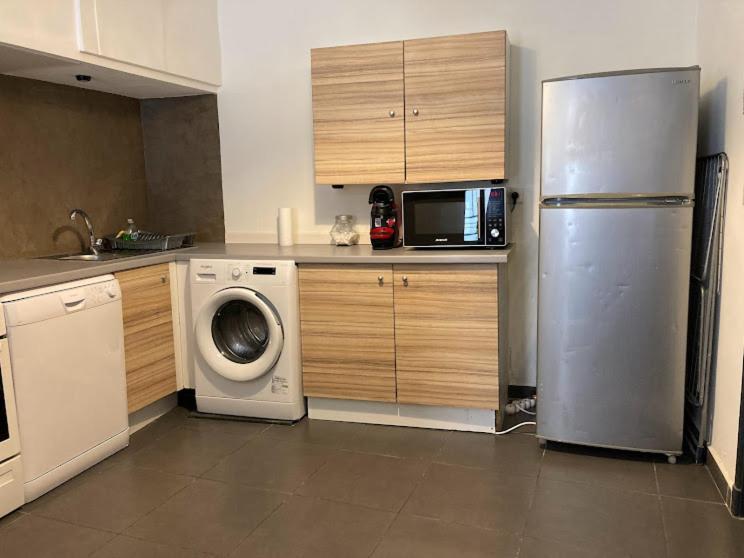 Bienvenue Chez Shiva Appartement Châteauneuf-du-Pape Buitenkant foto