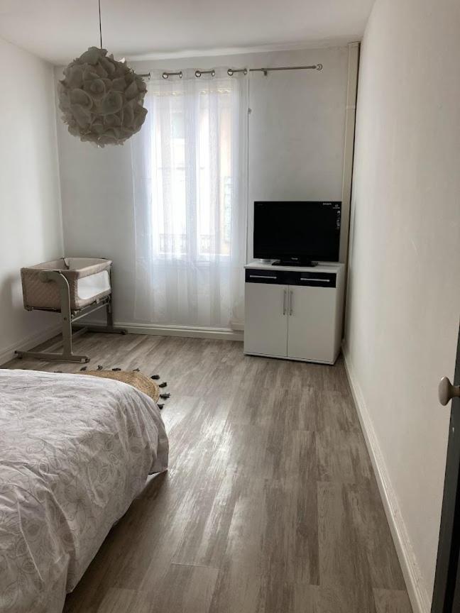 Bienvenue Chez Shiva Appartement Châteauneuf-du-Pape Buitenkant foto